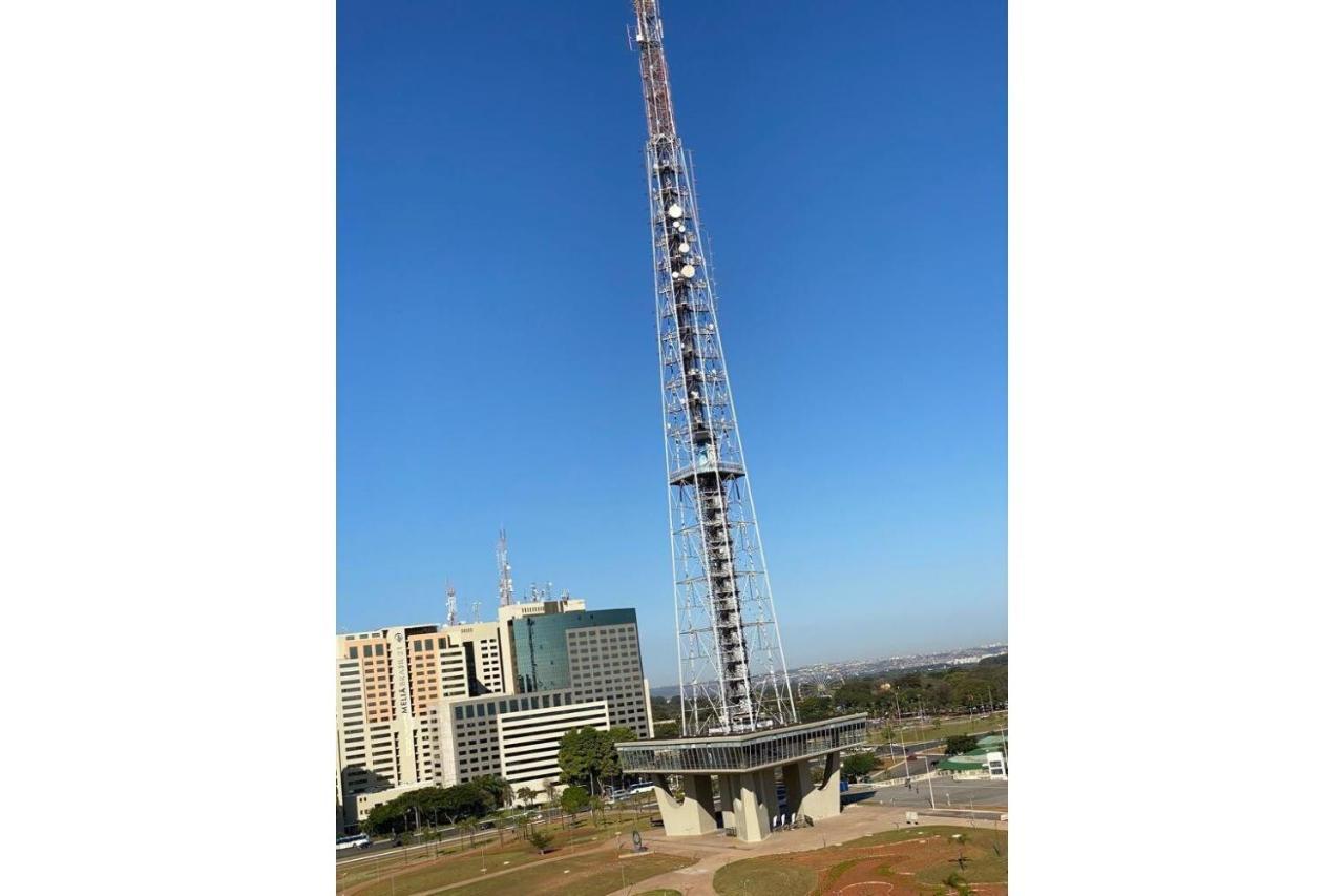 Flat Encantador No 7º Com Vista Pra Torre De Tv 브라질리아 외부 사진